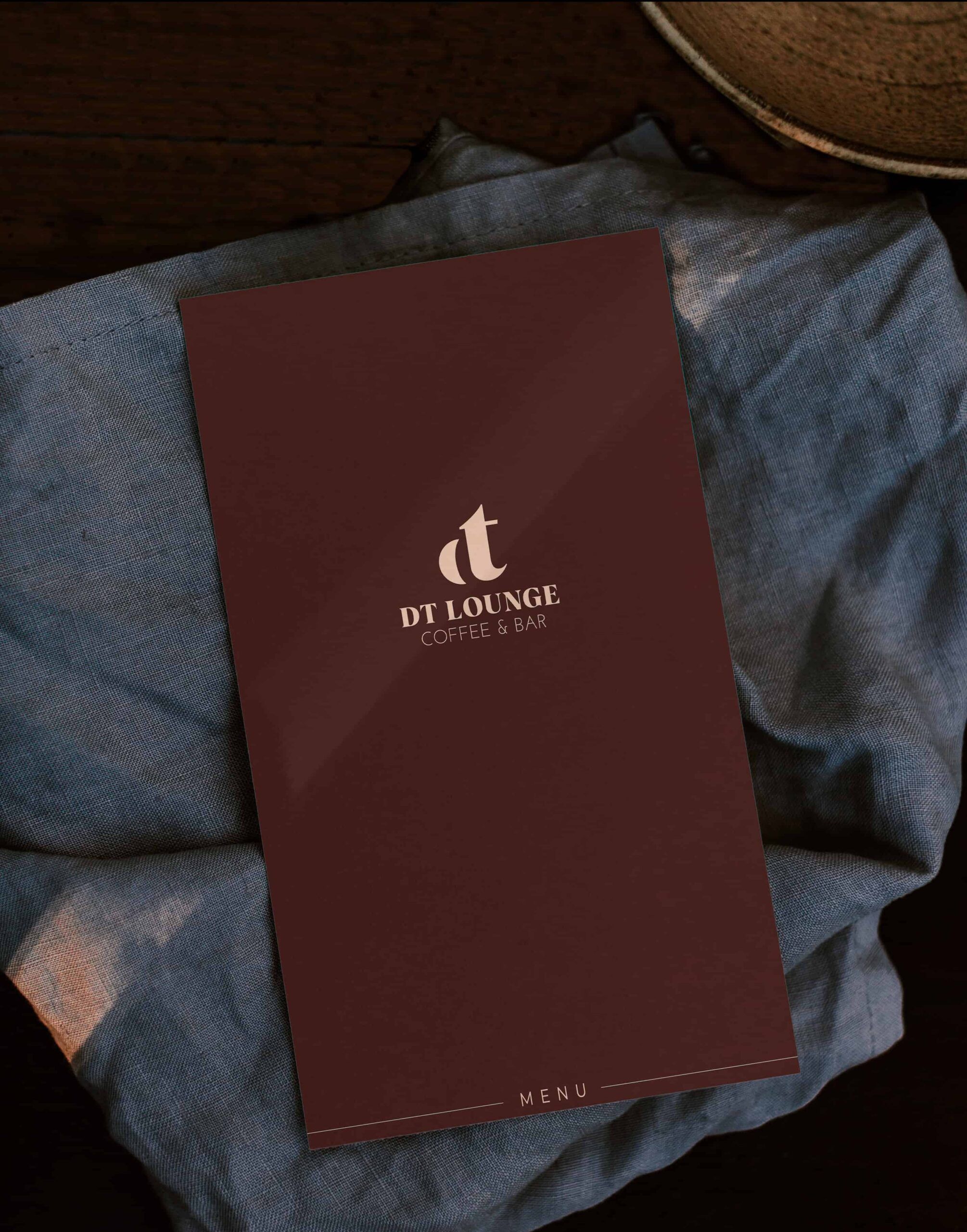 Carta con logotipo para una cafetería