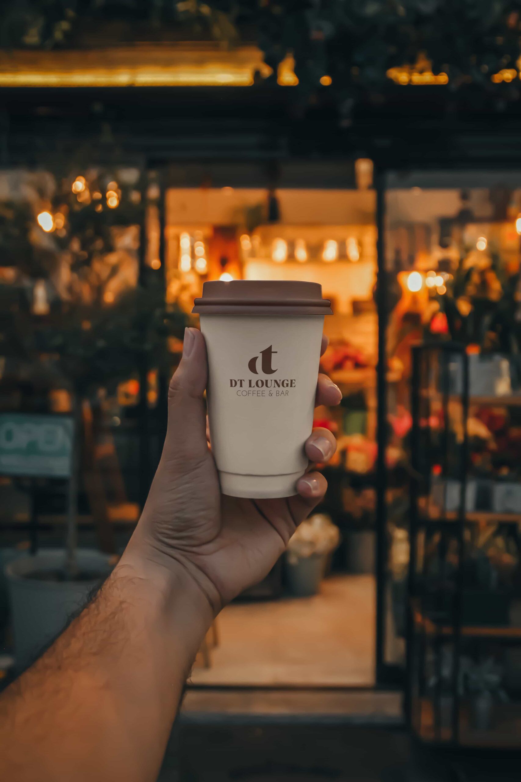 Coffee cup con logotipo para una cafetería